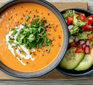 Lunch Box – 1 16 oz Soup/1 16 oz Salad. Pick your favorite soup & salad from the menu. Make it a lunch