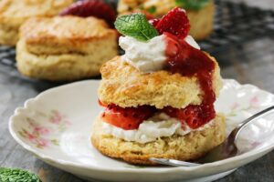 Strawberry Shortcake – Back by popular demand (GF – 4 servings)